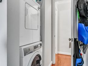 1718 W Abingdon Drive 103, Alexandria VA 22314