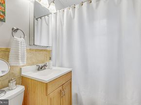 1718 W Abingdon Drive 103, Alexandria VA 22314