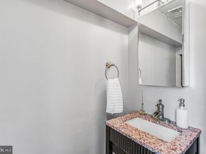 1718 W Abingdon Drive 103, Alexandria VA 22314