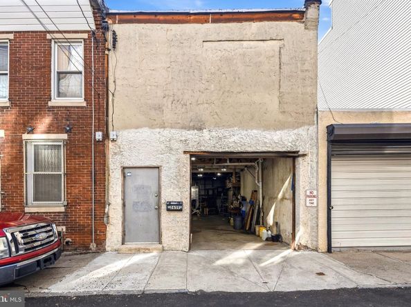 2659 Collins Street, Philadelphia PA 19125
