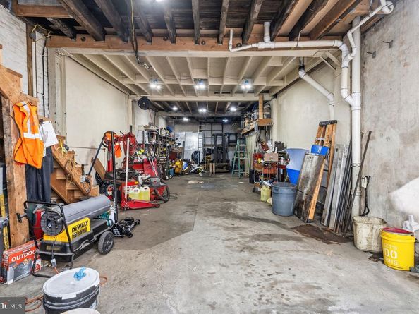 2659 Collins Street, Philadelphia PA 19125