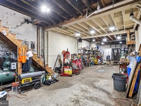 2659 Collins Street, Philadelphia PA 19125