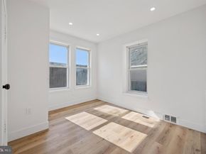 3712 Manayunk Avenue, Philadelphia PA 19128