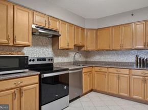 3709 S George Mason Drive 406E, Falls Church VA 22041