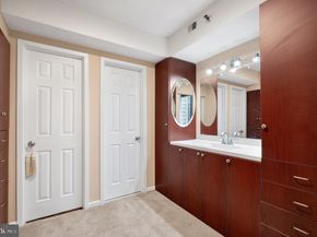 3709 S George Mason Drive 406E, Falls Church VA 22041