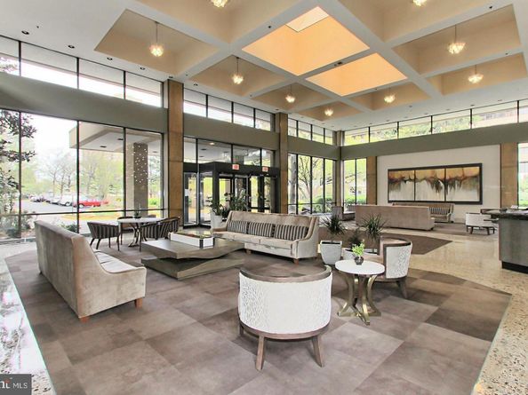 3709 S George Mason Drive 406E, Falls Church VA 22041