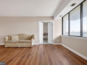 3709 S George Mason Drive 406E, Falls Church VA 22041