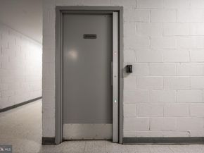 3709 S George Mason Drive 406E, Falls Church VA 22041