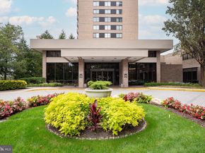 3709 S George Mason Drive 406E, Falls Church VA 22041