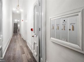 306 S 10TH Street C, Philadelphia PA 19107