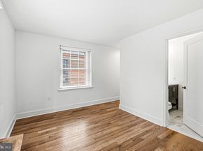 306 S 10TH Street C, Philadelphia PA 19107