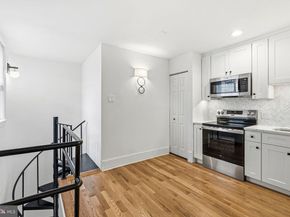 306 S 10TH Street C, Philadelphia PA 19107