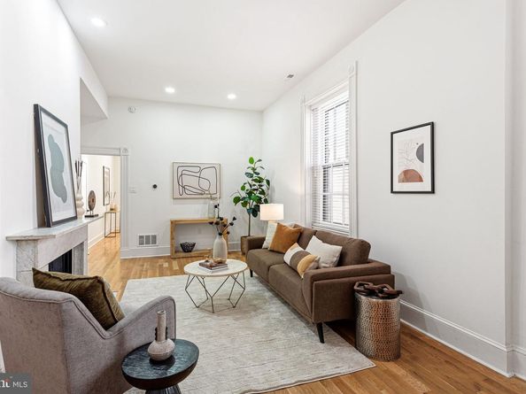 306 S 10TH Street C, Philadelphia PA 19107