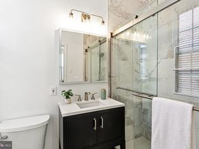 306 S 10TH Street C, Philadelphia PA 19107
