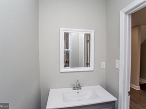 5747 Haddington Lane, Philadelphia PA 19131