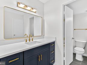 205 Yoakum Parkway 1511, Alexandria VA 22304