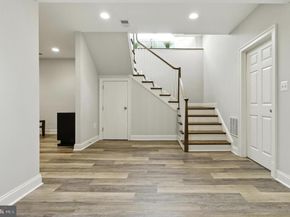 6838 Saint Albans Road, Mclean VA 22101