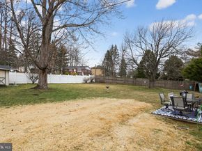 3272 Philmont Avenue, Huntingdon Valley PA 19006