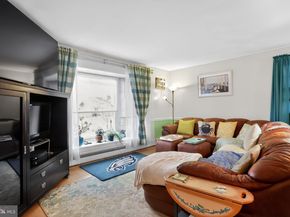 3272 Philmont Avenue, Huntingdon Valley PA 19006