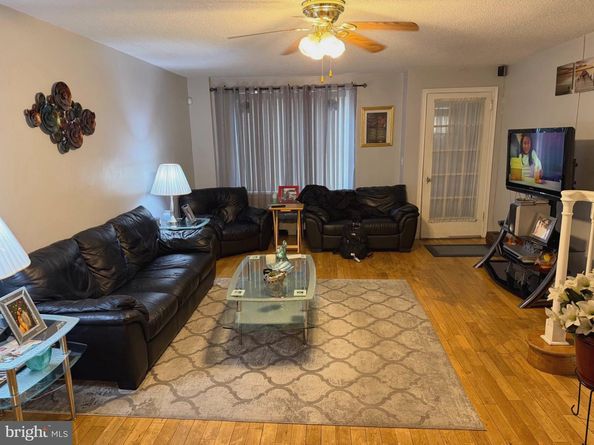 2248 E Washington Lane E, Philadelphia PA 19138