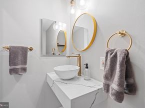 30 T Street NE 2, Washington DC 20002