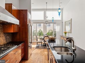218 Church Street, Philadelphia PA 19106