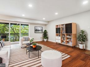 214 Park Terrace Court SE 88, Vienna VA 22180