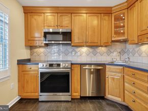 4575 Airlie Way, Annandale VA 22003
