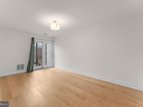 2105 N Rolfe Street A, Arlington VA 22209