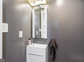 1239 Simms Place NE 5, Washington DC 20002