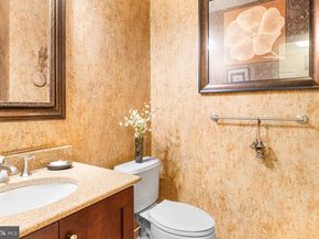 227 Carson Terrace, Huntingdon Valley PA 19006