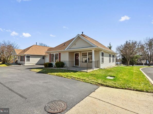 80 Avenrowe Court, Fairless Hills PA 19030