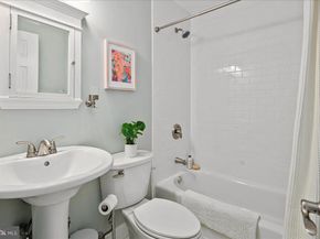 14 O Street NW 14B, Washington DC 20001