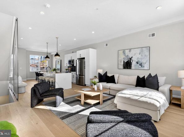 2713 Lorraine Court, Philadelphia PA 19131