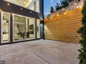 2510 Sepviva Street, Philadelphia PA 19125