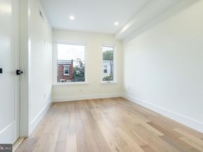 2510 Sepviva Street, Philadelphia PA 19125