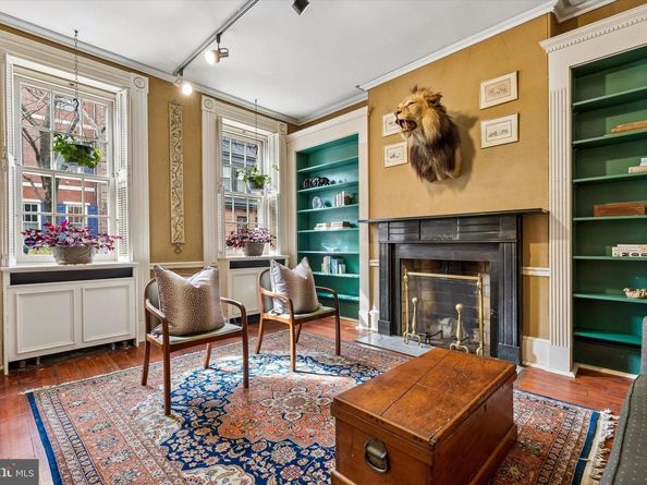 519 Pine Street, Philadelphia PA 19106