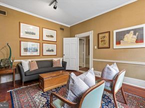 519 Pine Street, Philadelphia PA 19106