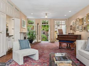 519 Pine Street, Philadelphia PA 19106