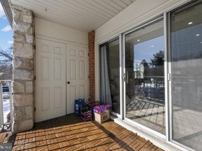 419 Drummers Lane 419, Wayne PA 19087