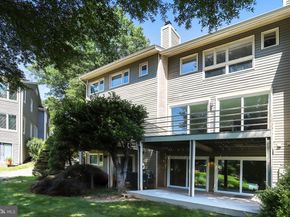 1953 Lakeport Way, Reston VA 20191