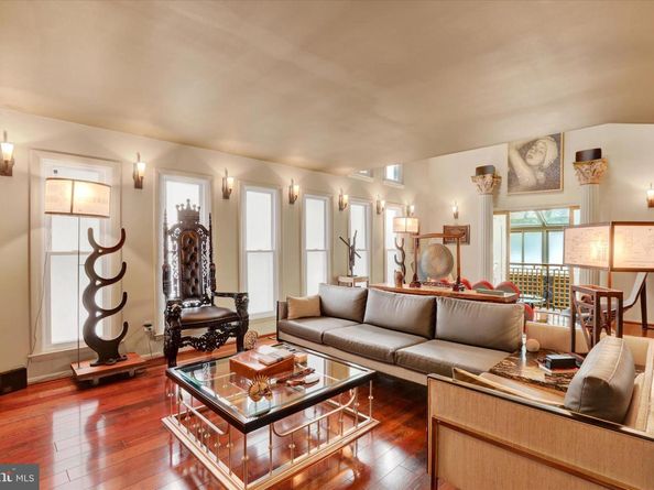 58 Sutphin Pnes Pines, Yardley PA 19067