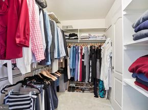 8176 Madrillon Court, Vienna VA 22182