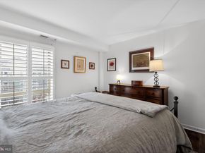 5250 Valley Forge Drive 502, Alexandria VA 22304