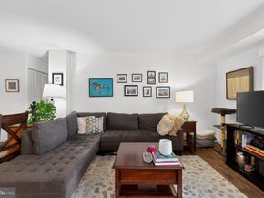 5250 Valley Forge Drive 502, Alexandria VA 22304