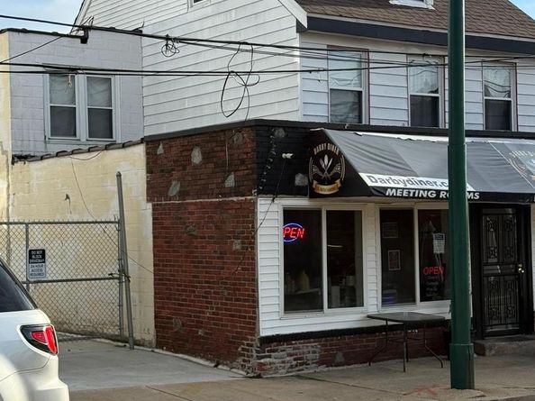 16 N 9TH Street, Darby PA 19023