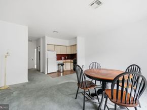 1713 South Street, Philadelphia PA 19146