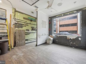 1713 South Street, Philadelphia PA 19146