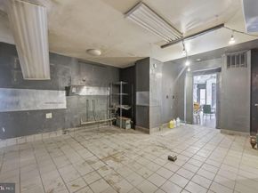 1713 South Street, Philadelphia PA 19146