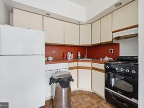 1713 South Street, Philadelphia PA 19146